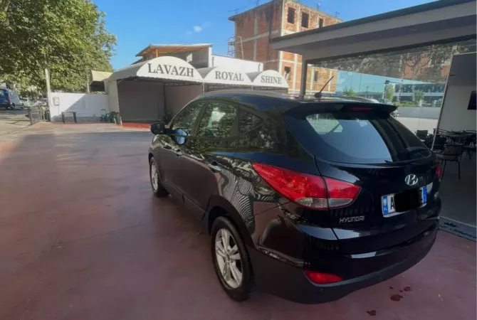 Auto in Vendita a Tirana, Hyundai, 2012 Diesel,Kambio Manual Pagamento 6,500  Euro.