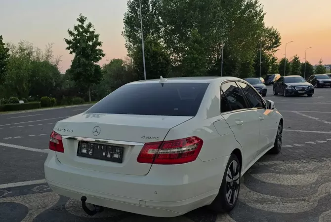 Auto in Vendita a Tirana - 9,500 Euro