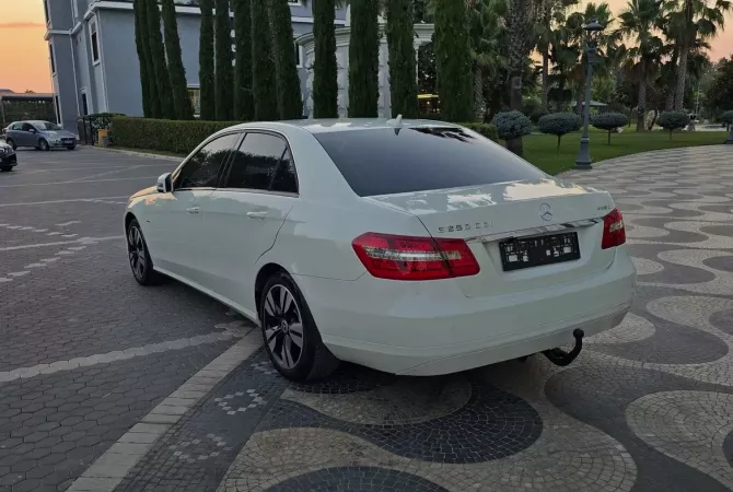 Auto in Vendita a Tirana - 9,500 Euro