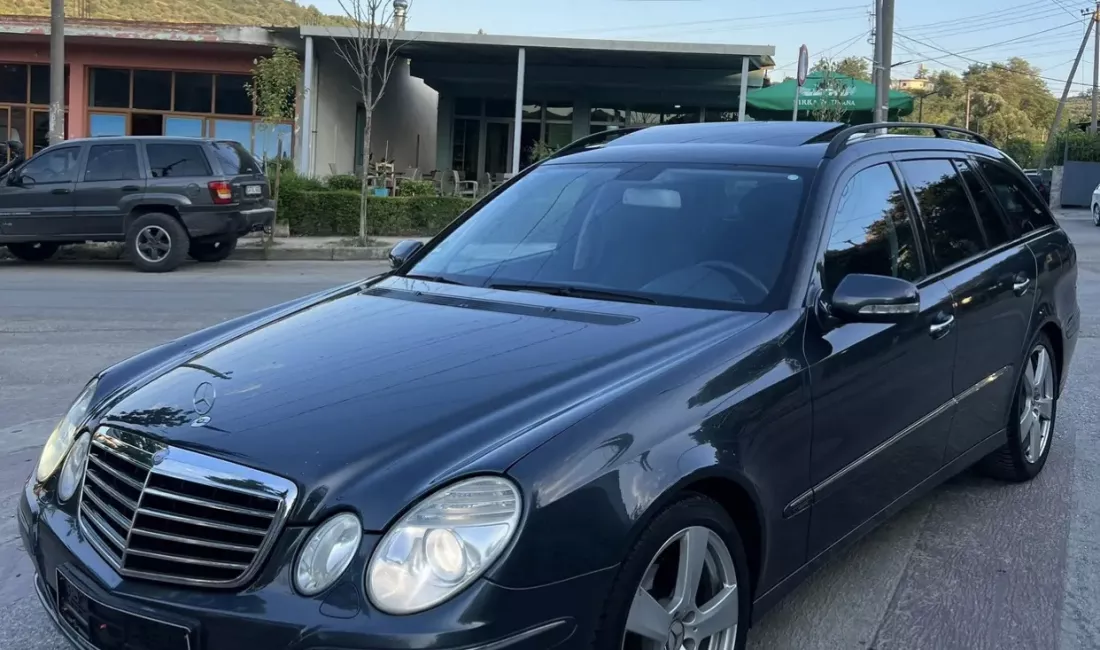 Auto in Vendita a Tirana, Mercedes-Benz, 2008 gasoline-gas,Kambio Automatik Pagamento 6,300  Euro.