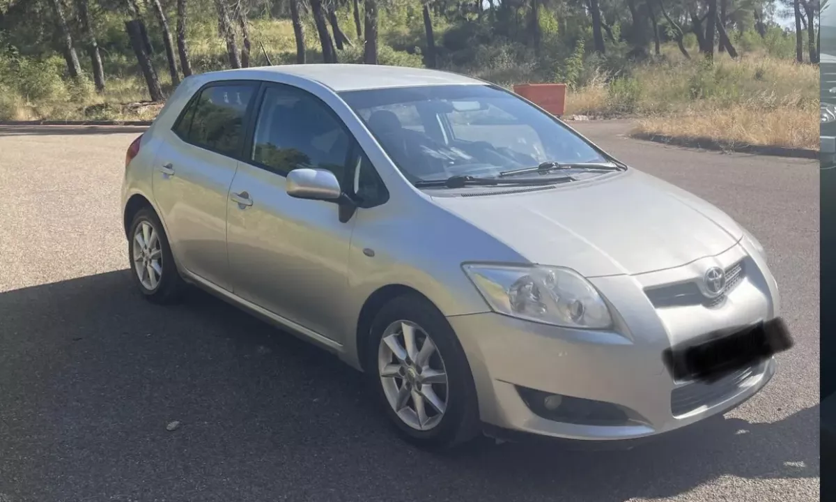 Auto in Vendita a Tirana, Toyota, 2008 Diesel,Kambio Automatik Pagamento 5,300  Euro.