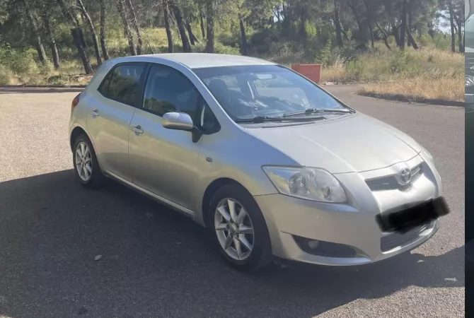 Auto in Vendita a Tirana - 5,300 Euro