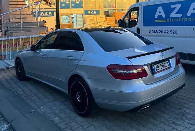 Makina ne shitje ne Elbasan, Mercedes-Benz, 2015 Diesel,Kambio Automatik Pagesa 15,000  Euro.