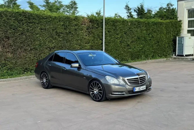 Auto in Vendita a Tirana - 9,700 Euro