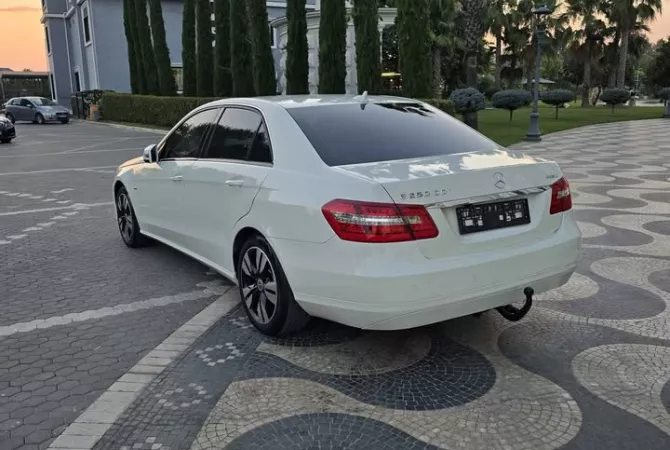 Makina ne shitje ne Tirane - 10,500 Euro