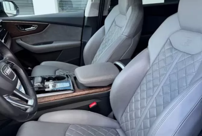 Auto in Vendita a Tirana - 67,000 Euro