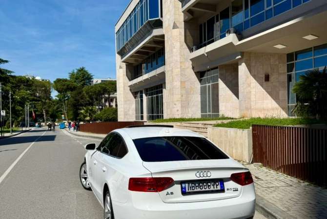 Noleggio Auto a Tirana - 60 Euro