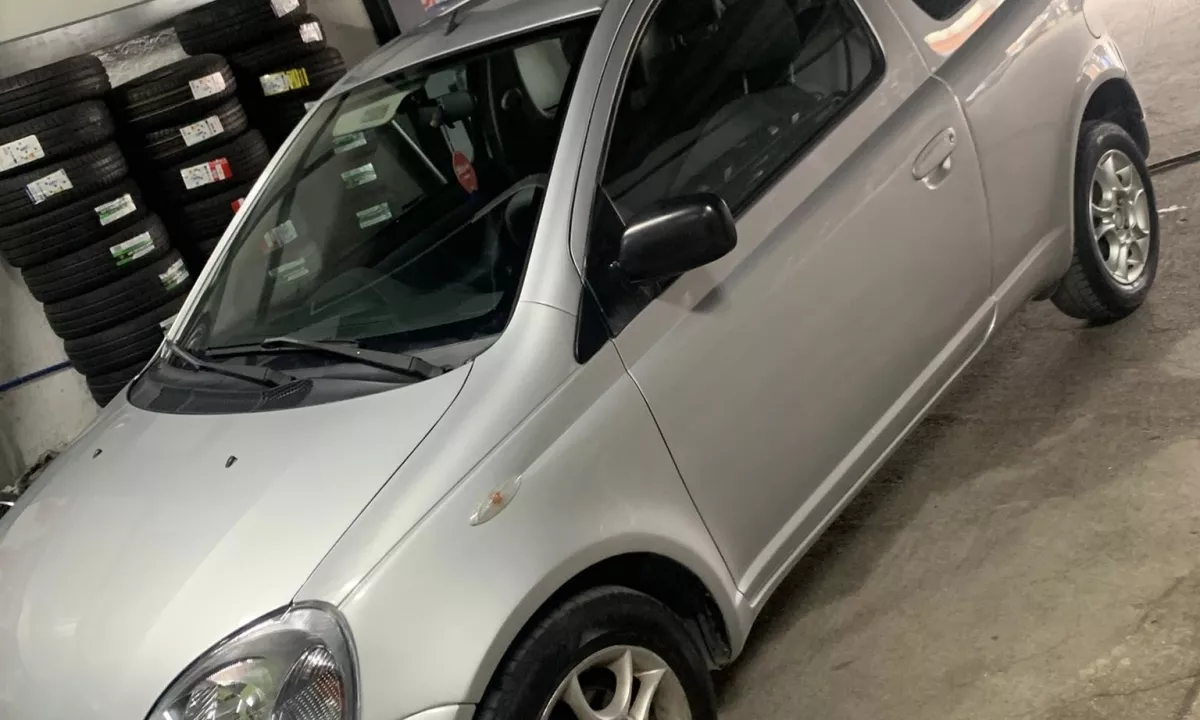 Auto in Vendita a Tirana, Toyota, 2001 Diesel,Kambio Manual Pagamento 2,000  Euro.