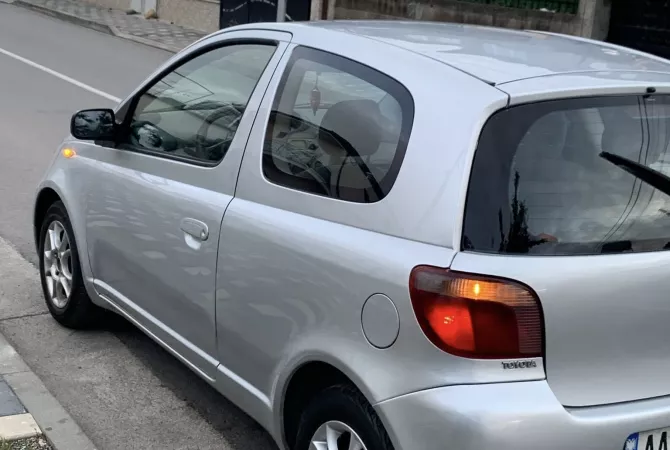 Auto in Vendita a Tirana - 2,000 Euro
