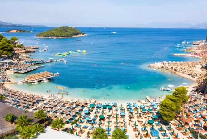 Shtepi ne shitje Apartament ne Sarande, 1+1, Mobilimi Pjeserisht e mobiluar, Pagesa 123,000  Euro.