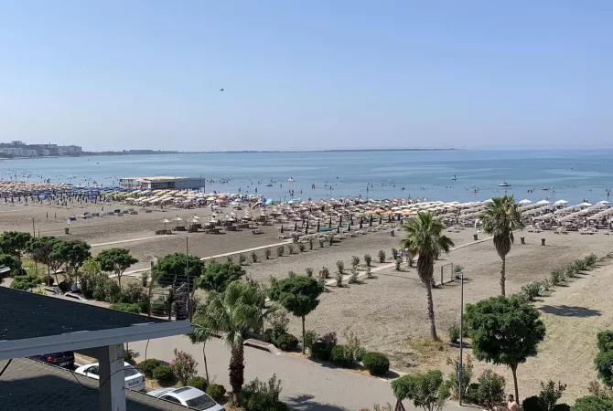 Apartament në Shëngjin – Rreshti i parë me pamje deti
