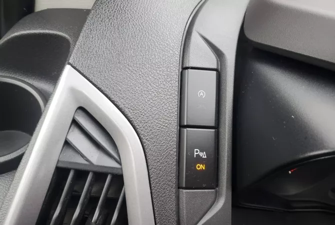 Auto in Vendita a Tirana - 9,999 Euro