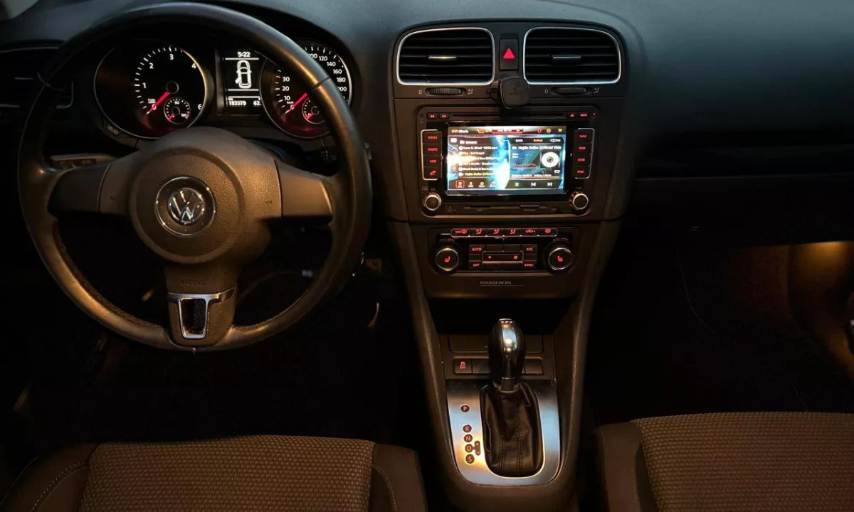 Auto in Vendita a Tirana, Volkswagen, 2012 Diesel,Kambio Automatik Pagamento 6,900  Euro.