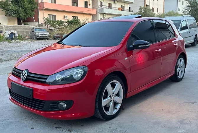 Auto in Vendita a Tirana - 6,900 Euro