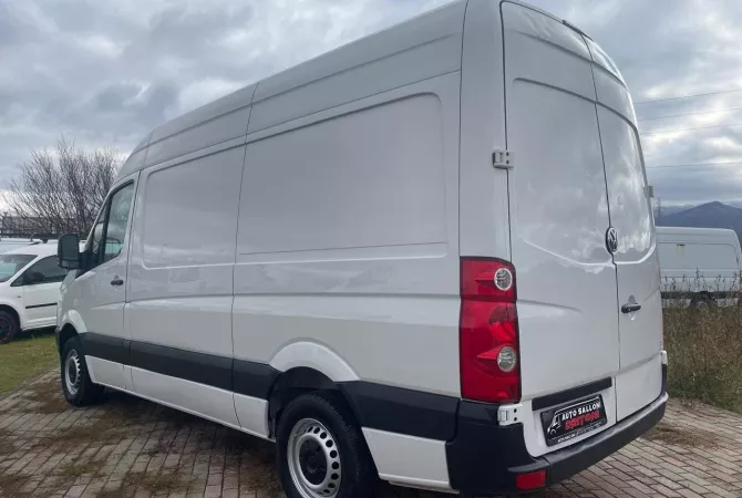 Auto in Vendita a Tirana, Volkswagen, 2011 Diesel,Kambio Manual Pagamento 8,200  Euro.