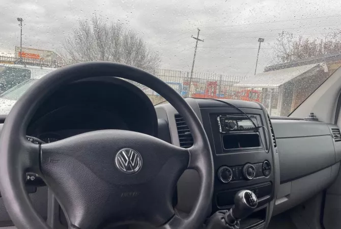 Auto in Vendita a Tirana, Volkswagen, 2011 Diesel,Kambio Manual Pagamento 8,200  Euro.