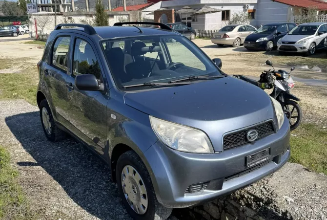 Auto in Vendita a Tirana - 5,400 Euro