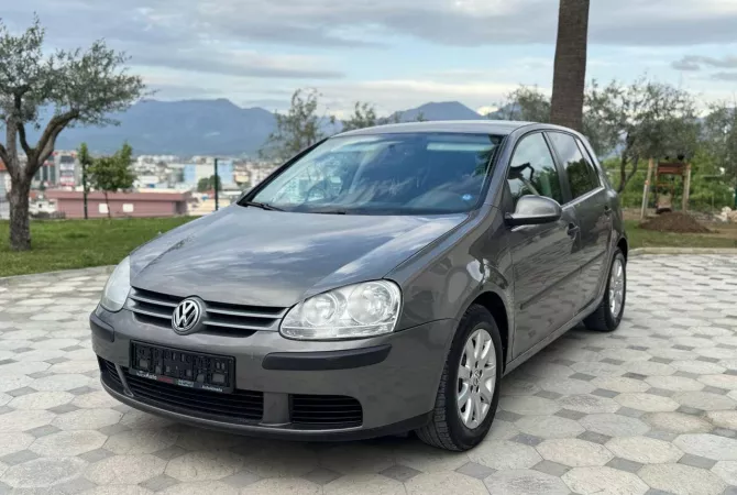 Auto in Vendita a Tirana - 4,000 Euro