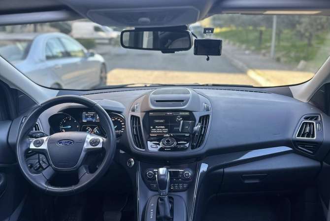 Makina ne shitje ne Tirane, Ford, 2016 Diesel,Kambio Automatik Pagesa 11,500  Euro.