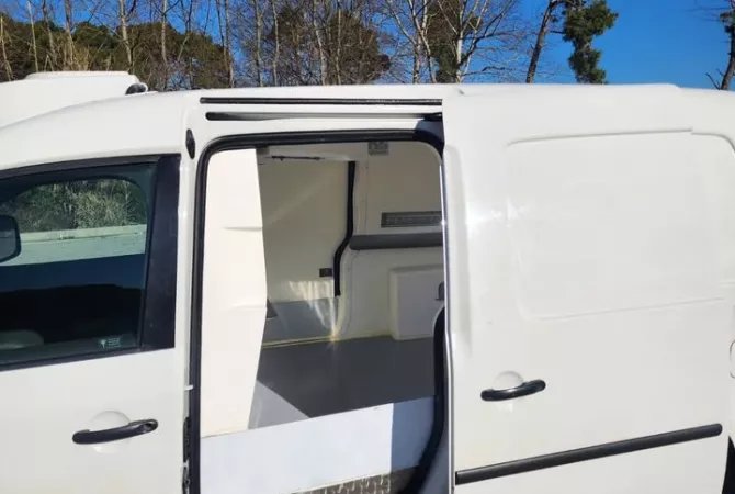 Auto in Vendita a Tirana - 12,900 Euro