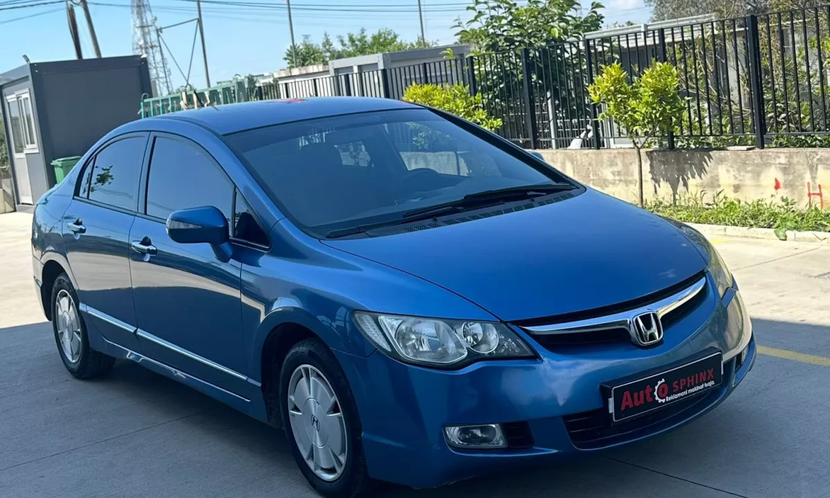 Auto in Vendita a Tirana, Honda, 2008 Benzine,Kambio Automatik Pagamento 4,300  Euro.
