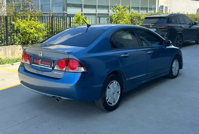 Auto in Vendita a Tirana - 4,300 Euro