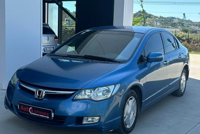 Auto in Vendita a Tirana, Honda, 2008 Benzine,Kambio Automatik Pagamento 4,300  Euro.