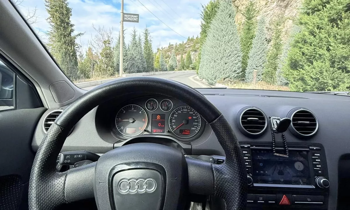 Auto in Vendita a Tirana, Audi, 2008 Diesel,Kambio Automatik Pagamento 5,300  Euro.
