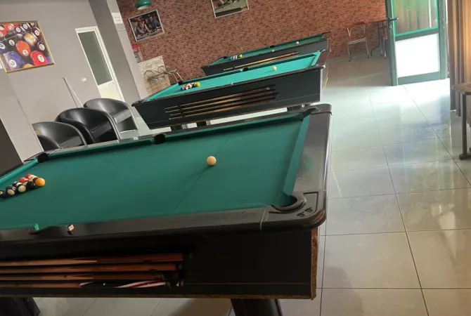 Pajisje biznesi ne shitje ne Tirane - 1 Euro