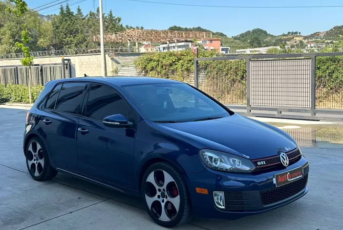 Auto in Vendita a Tirana, Volkswagen, 2011 Diesel,Kambio Automatik Pagamento 6,800  Euro.
