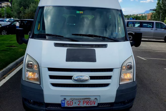 Auto in Vendita a Tirana, Ford, 2010 Diesel,Kambio Manual Pagamento Trattabile.