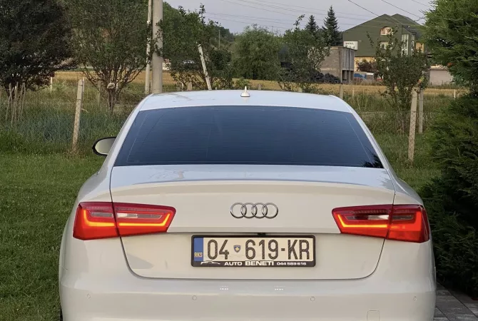 Makina ne shitje ne Prishtine, Audi, 2014 Diesel,Kambio Automatik Pagesa 14,500  Euro.