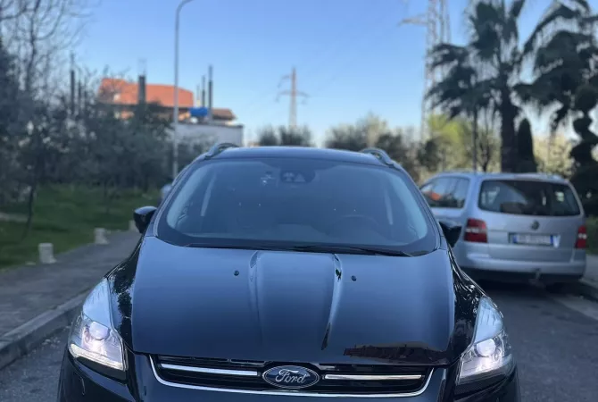 Auto in Vendita a Tirana, Ford, 2016 Diesel,Kambio Automatik Pagamento 11,500  Euro.