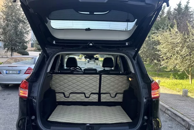 Auto in Vendita a Tirana - 11,500 Euro