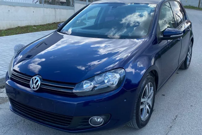 Auto in Vendita a Tirana, Volkswagen, 2010 Diesel,Kambio Automatik Pagamento 6,800  Euro.