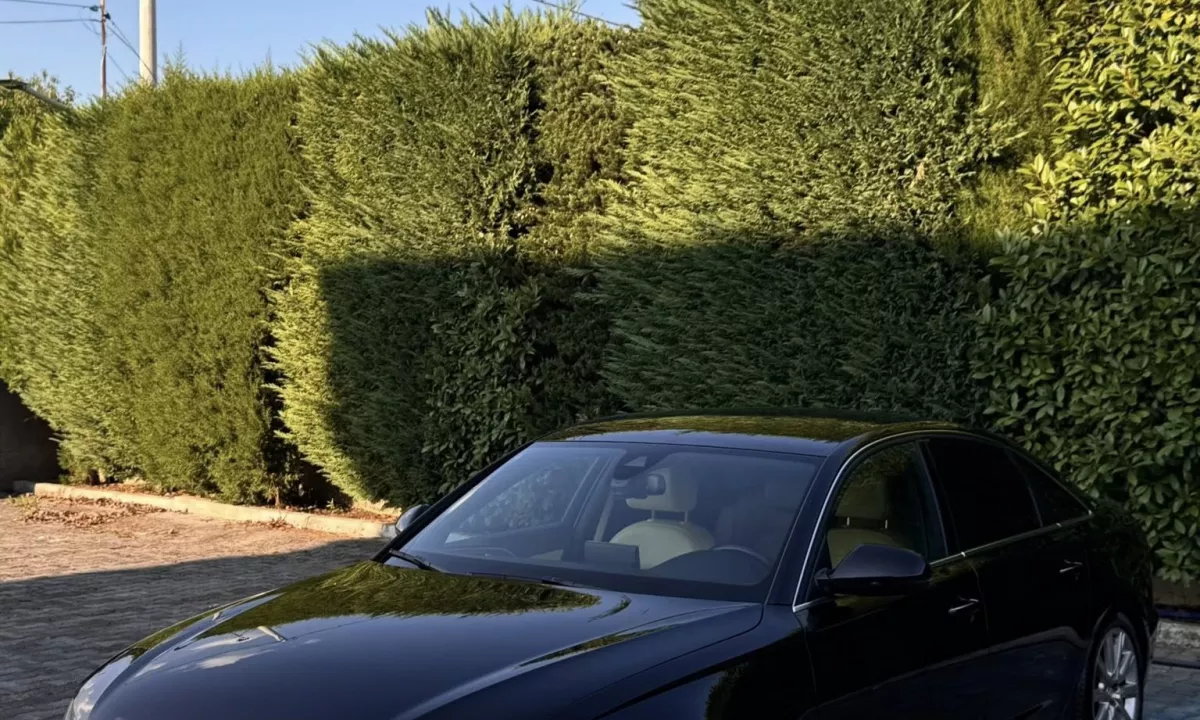 Auto in Vendita a Tirana, Audi, 2012 Diesel,Kambio Automatik Pagamento 10,500  Euro.