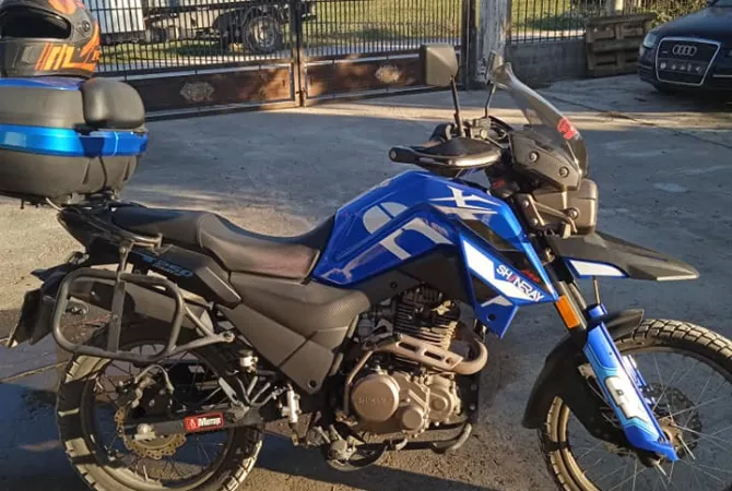 Motorra ne shitje ne Tirane - 1,850 Euro