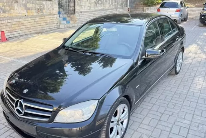 Auto in Vendita a Tirana - 6,600 Euro