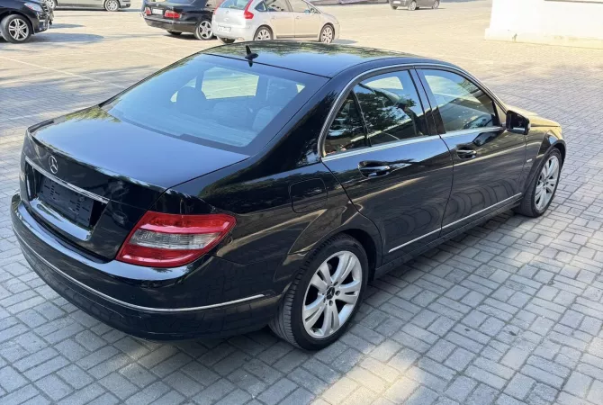 Auto in Vendita a Tirana - 6,600 Euro