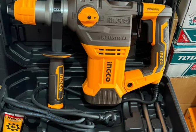 Vegla Pune ne Tirane - 7,500 Leke