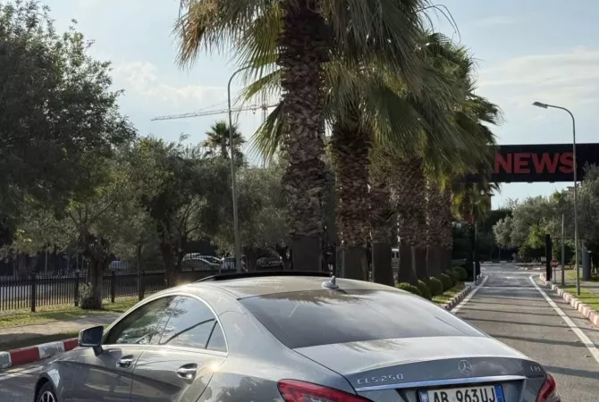 Auto in Vendita a Tirana, Mercedes-Benz, 2014 Diesel,Kambio Automatik Pagamento 12,990  Euro.