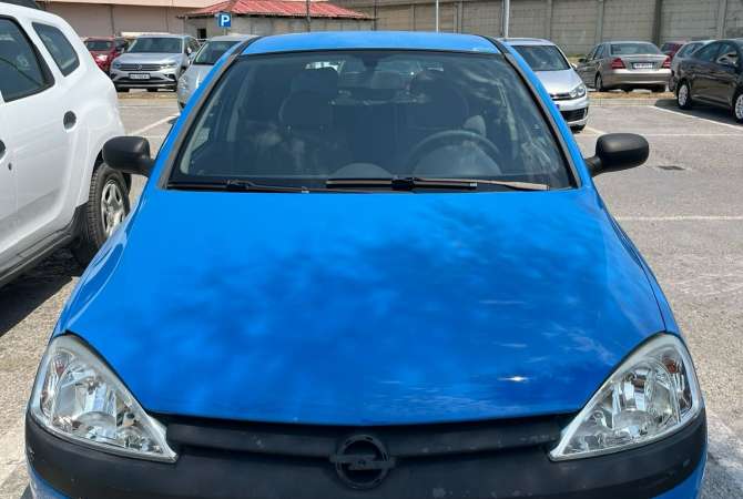 Auto in Vendita a Tirana - 2,000 Euro