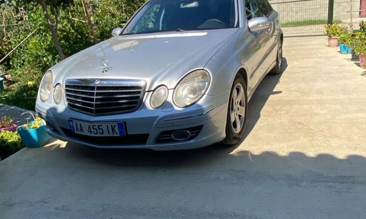 Auto in Vendita a Tirana, Mercedes-Benz, 2005 Diesel,Kambio Automatik Pagamento 3,800  Euro.