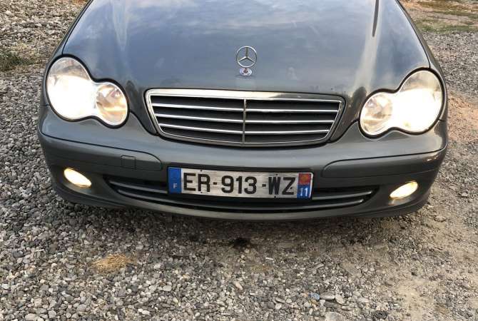 Auto in Vendita a Tirana - 3,700 Euro