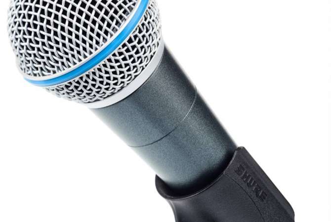 Different articles a Tirana - 210 Euro