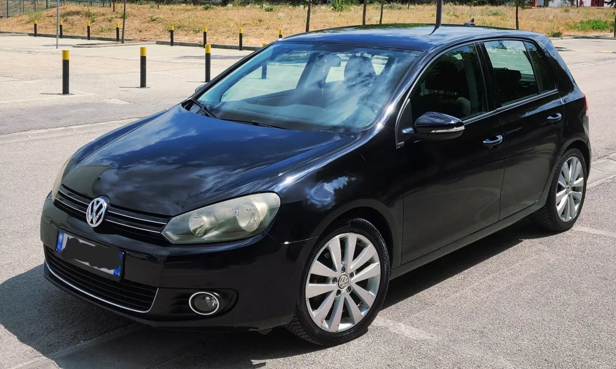 Auto in Vendita a Koriza, Volkswagen, 2006 Diesel,Kambio Automatik Pagamento 5,500  Euro.