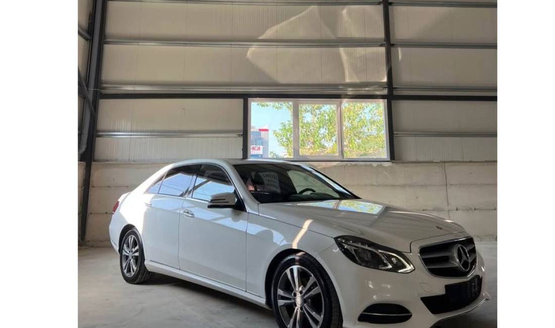 Auto in Vendita a Tirana, Mercedes-Benz, 2015 Diesel,Kambio Automatik Pagamento 11,150  Euro.