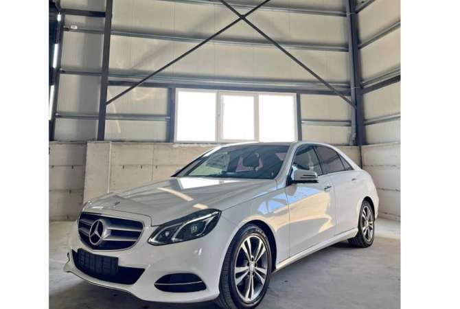Auto in Vendita a Tirana, Mercedes-Benz, 2015 Diesel,Kambio Automatik Pagamento 11,150  Euro.