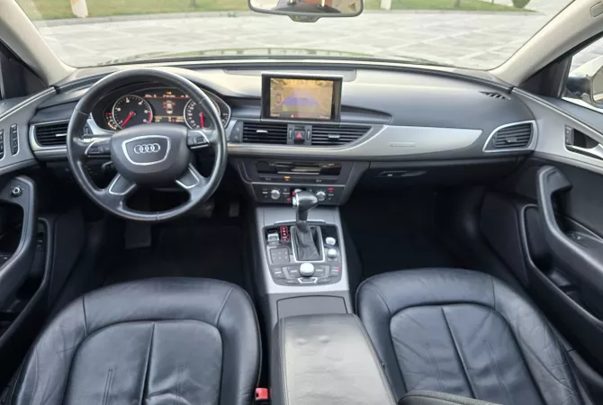 Auto in Vendita a Tirana, Audi, 2012 Diesel,Kambio Automatik Pagamento 9,500  Euro.