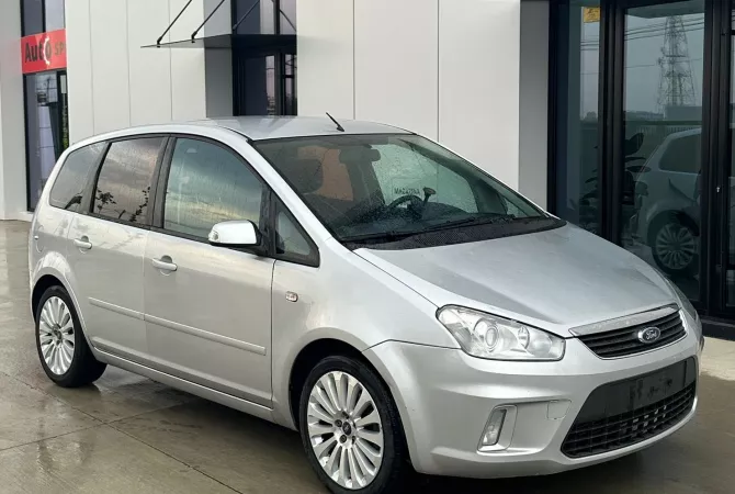 Auto in Vendita a Tirana, Ford, 2010 Diesel,Kambio Automatik Pagamento 3,200  Euro.